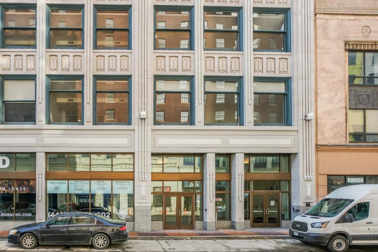 Frontdesk Athlon Apts Downtown Cleveland Leilighet Eksteriør bilde